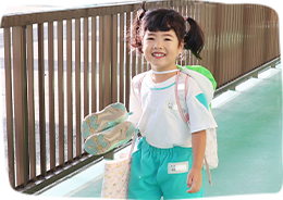 朝の登園の様子